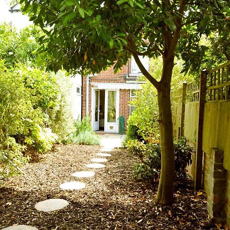 Little Lane Villa Alverstoke Bagian luar foto