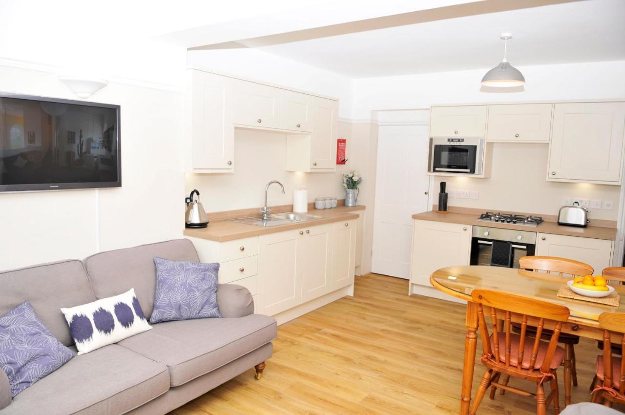 Little Lane Villa Alverstoke Bagian luar foto