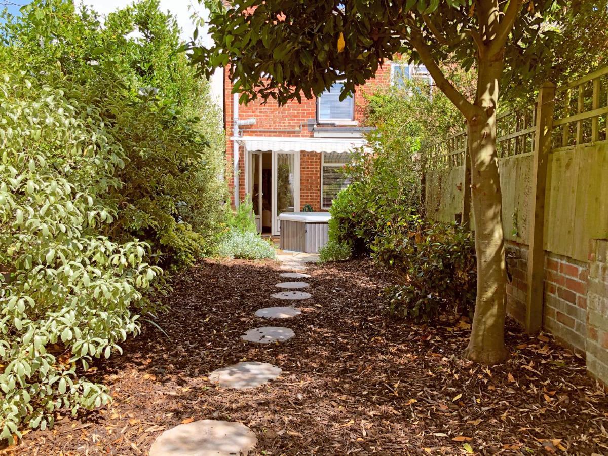 Little Lane Villa Alverstoke Bagian luar foto